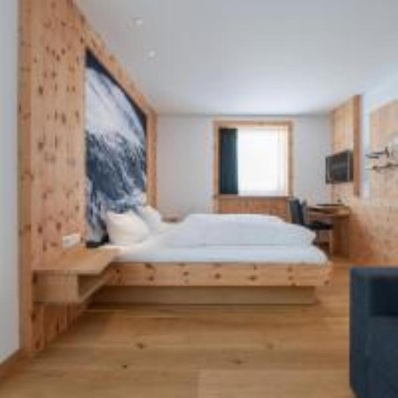 Mondschein Hotel & Chalet Штубен-ам-Арльберг Экстерьер фото